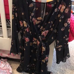 Long sleeve floral forever 21 black romper